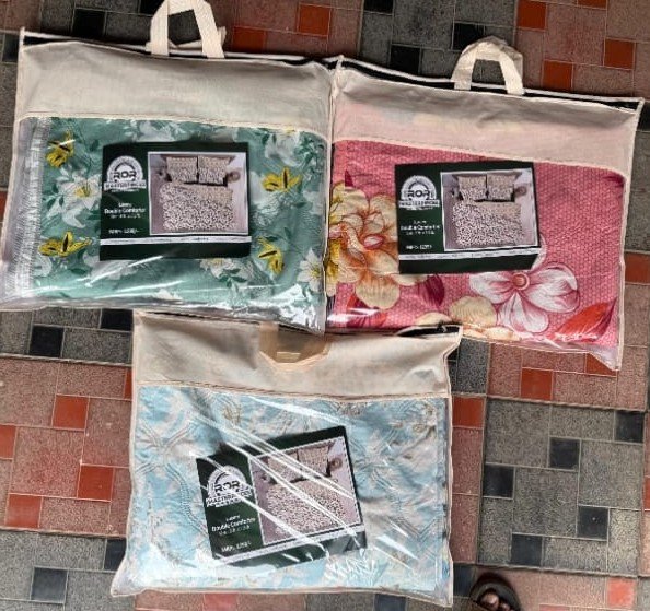 COMFORTERS (3) (6/7ft)