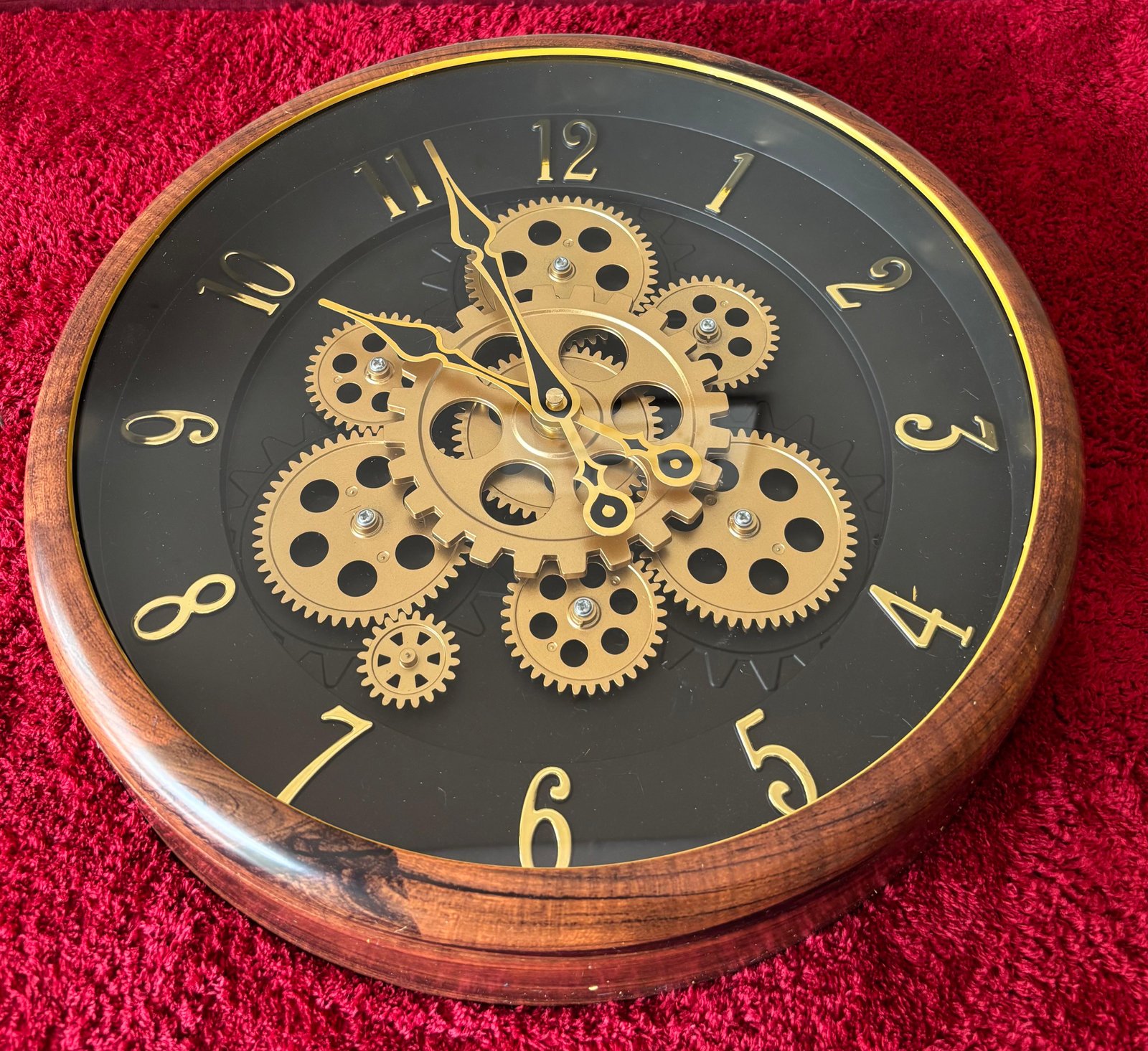 MARBLE ROUND SHAPE WALL CLOCK