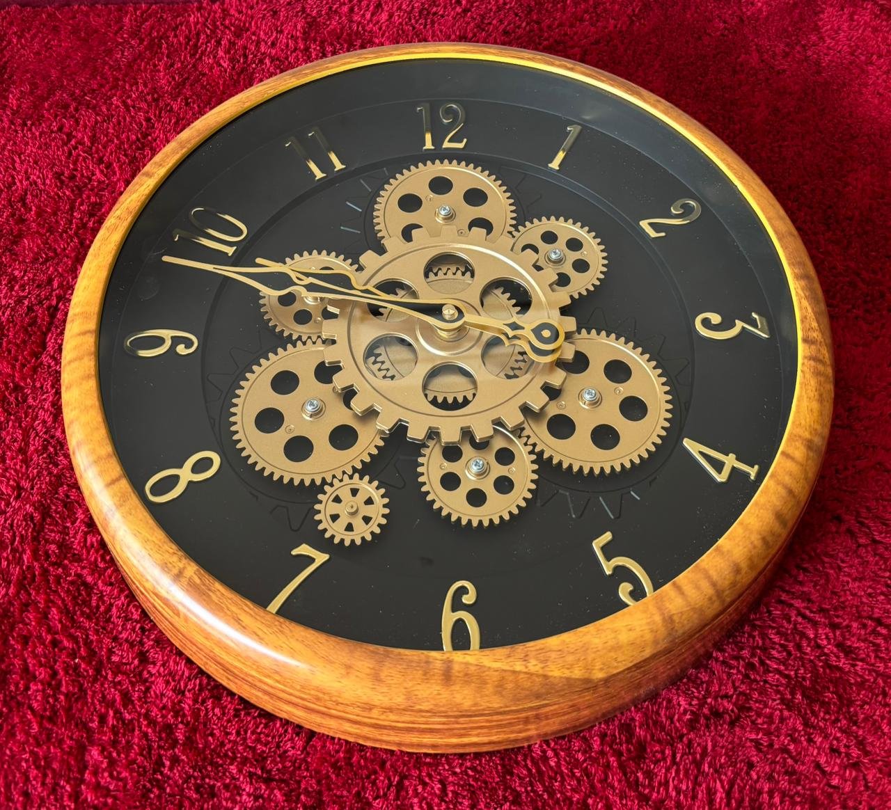 MARBLE ROUND SHAPE WALL CLOCK