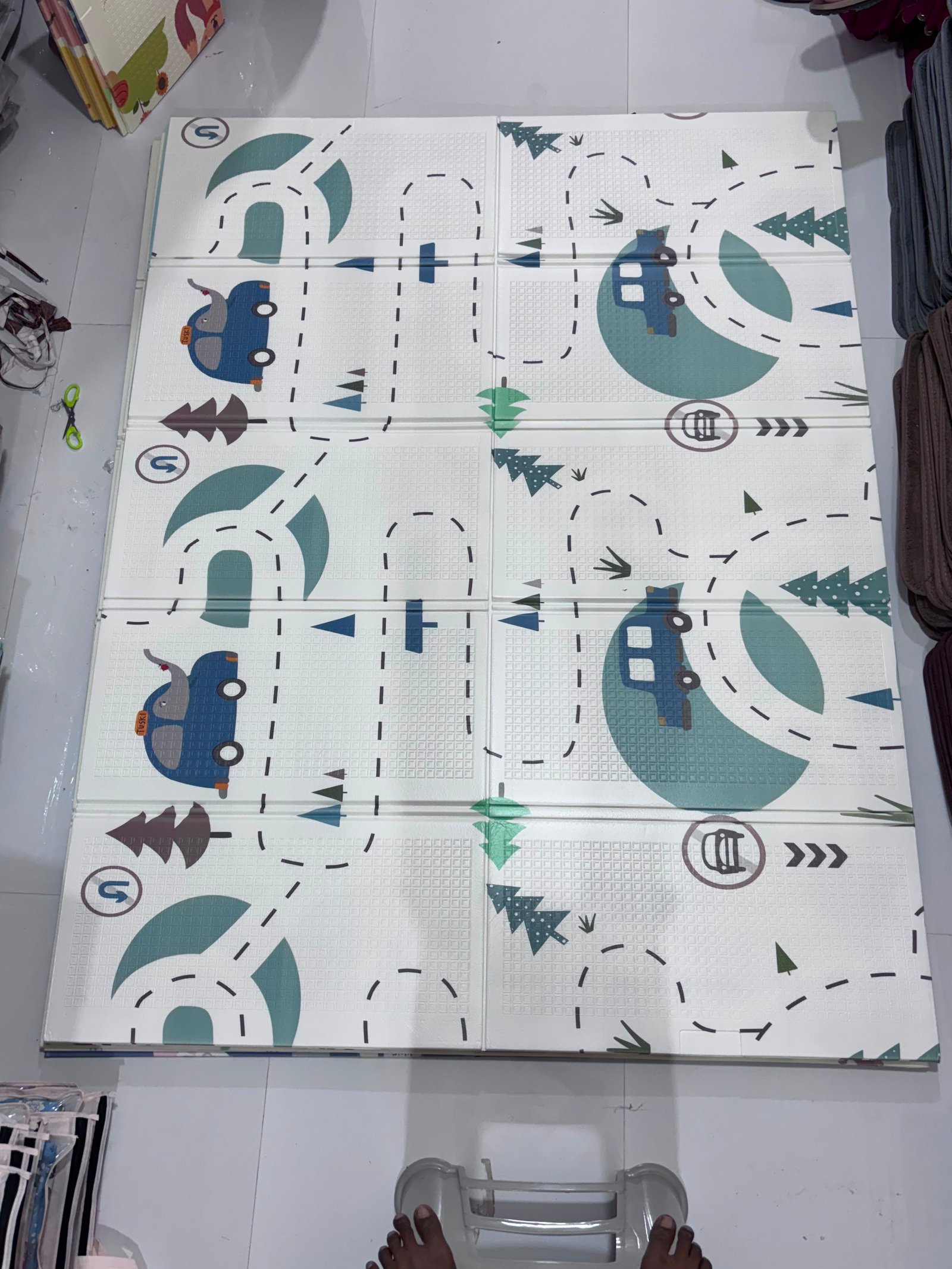 PLAY MATS